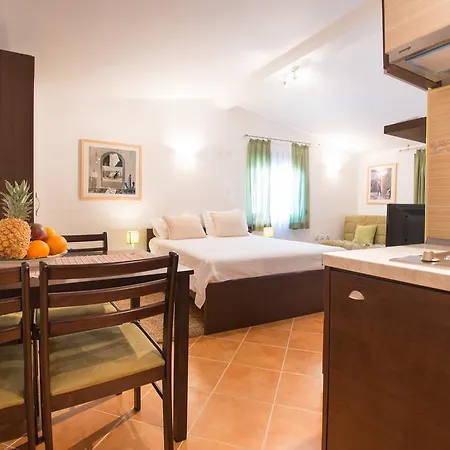 Apartments Babilon Cattaro Esterno foto