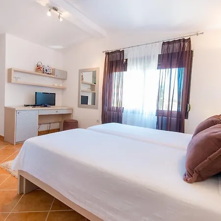 Apartments Babilon Cattaro Esterno foto